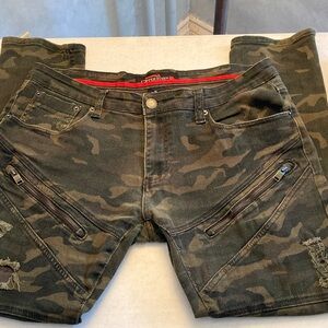 Copper Rivet Distressed Camo Jeans